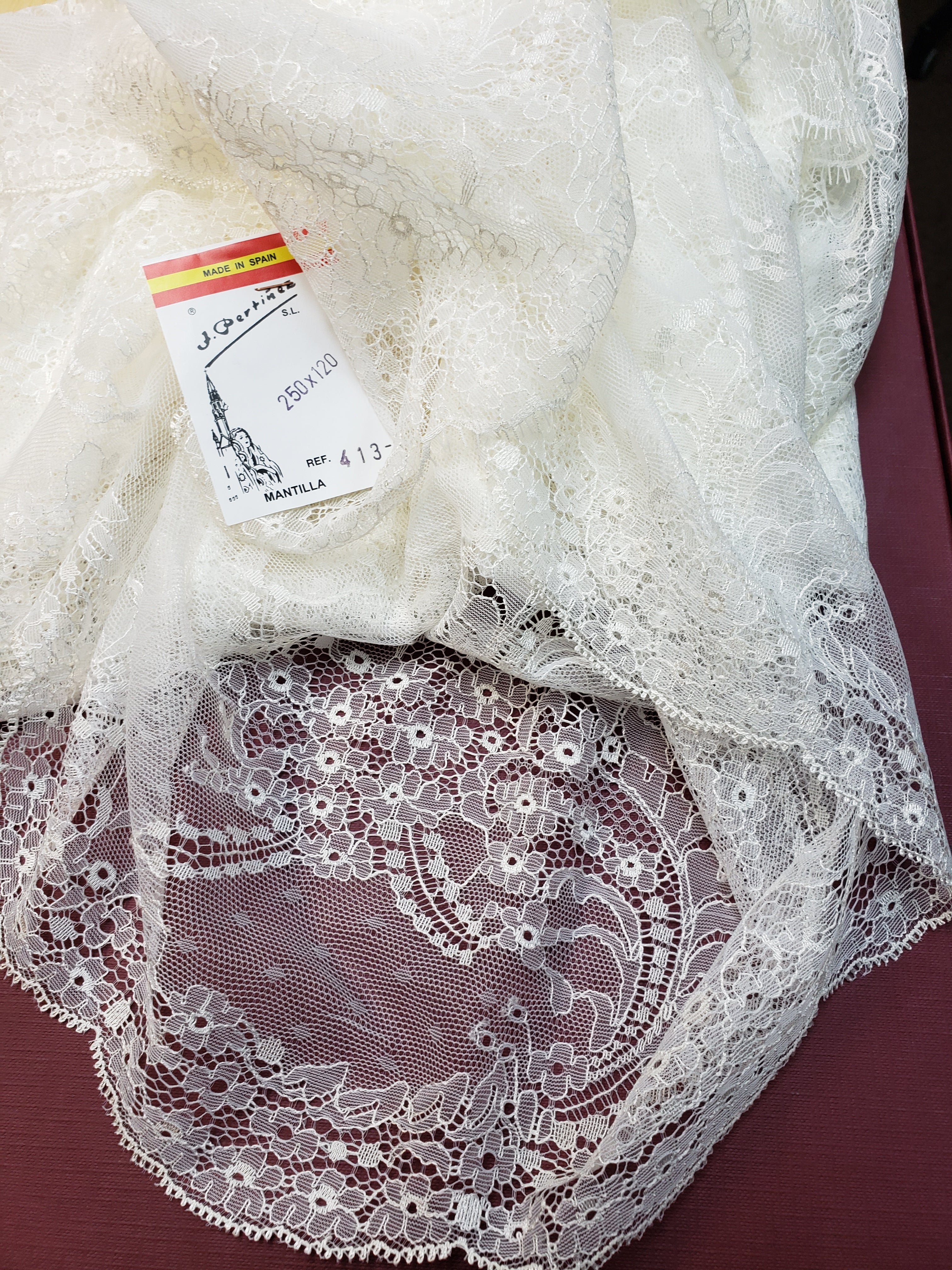 Velo de Novia Español 413 250/ Mantillas de Novia