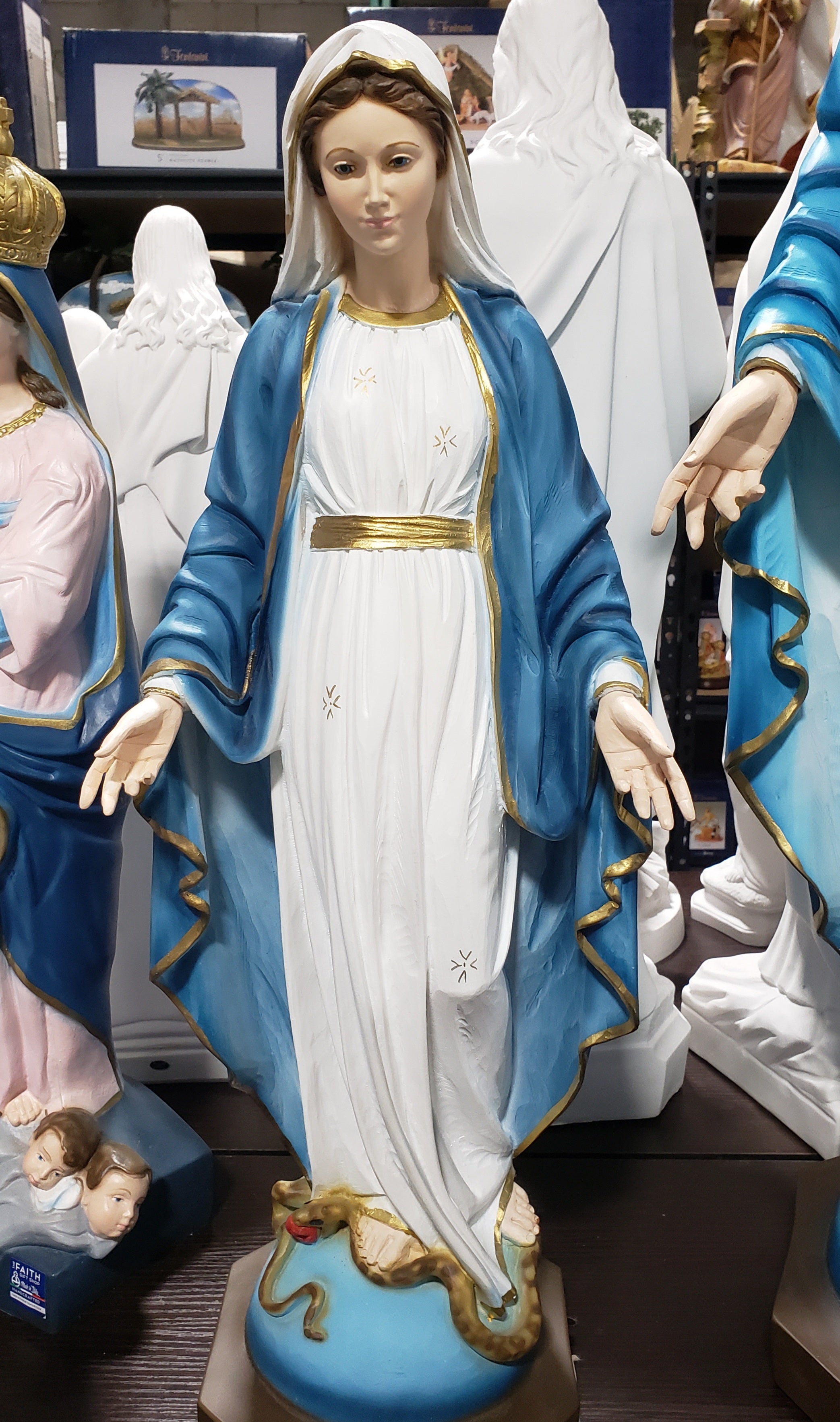 The Faith Gift Shop Our Lady of Grace - Miraculous Mary - Hand Painted in Italy - Our Tuscany Collection - Virgen La Milagrosa