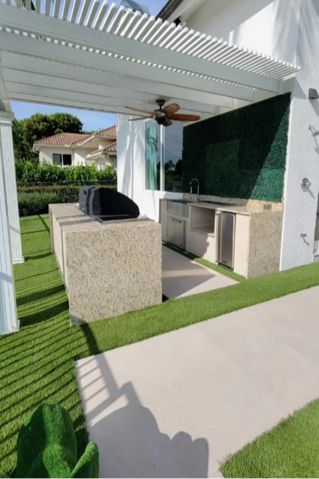 Professional Cleaning Solutions for Homes & Businesses
