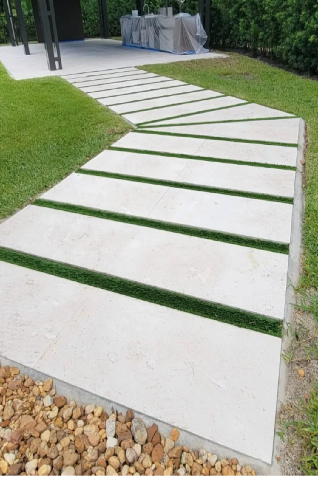 Professional Cleaning Solutions for Homes & Businesses