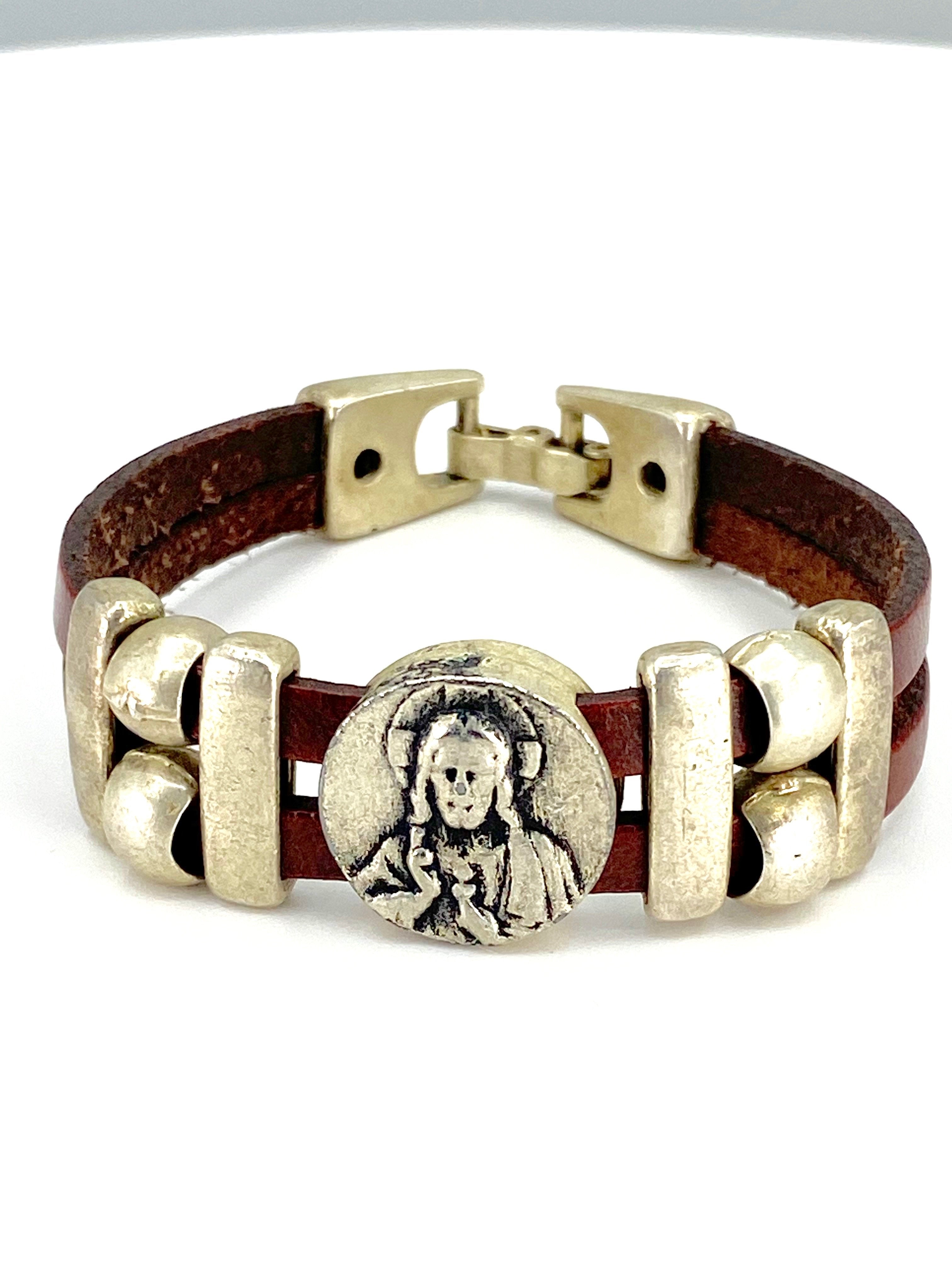 Pulsera Sagrado Corazón Vintage joyería hecha a mano con correas de Cuero Genuino Doble de Graciela's Collection