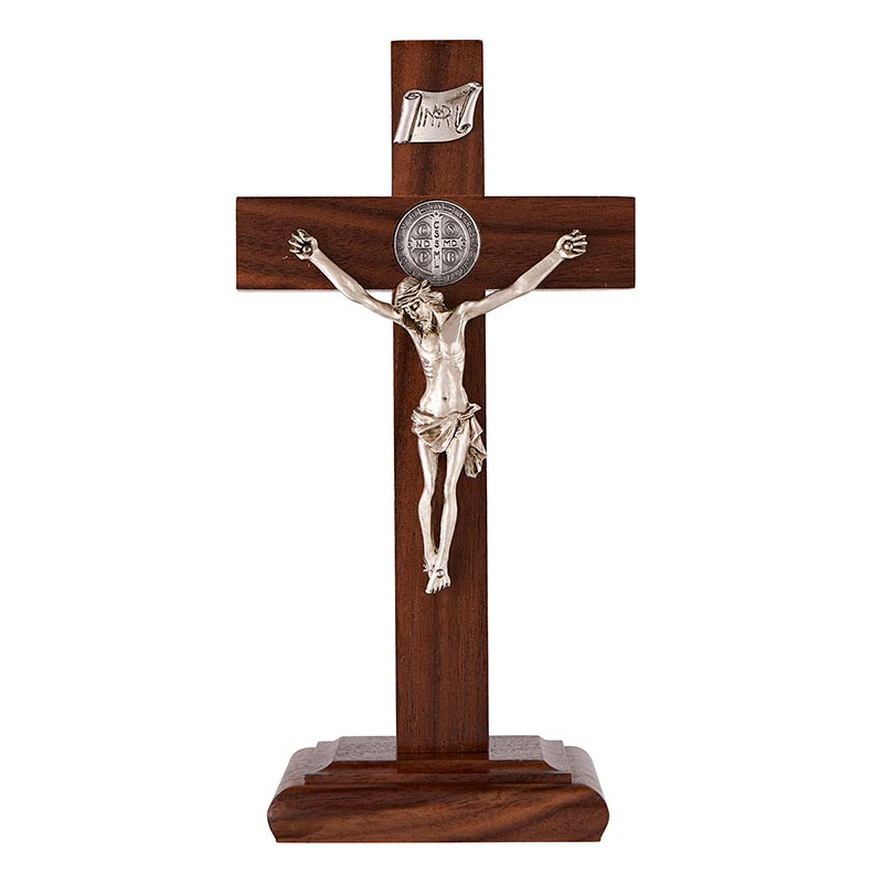 Crucifijo de pie de San Benito de 9"