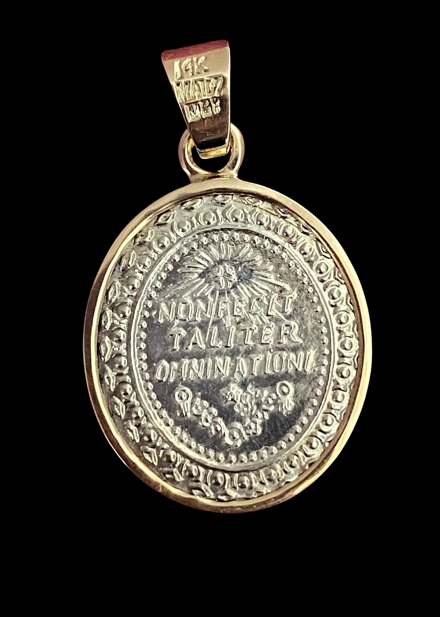 Medalla Virgen de Guadalupe en Oro de 14kt Pequeña