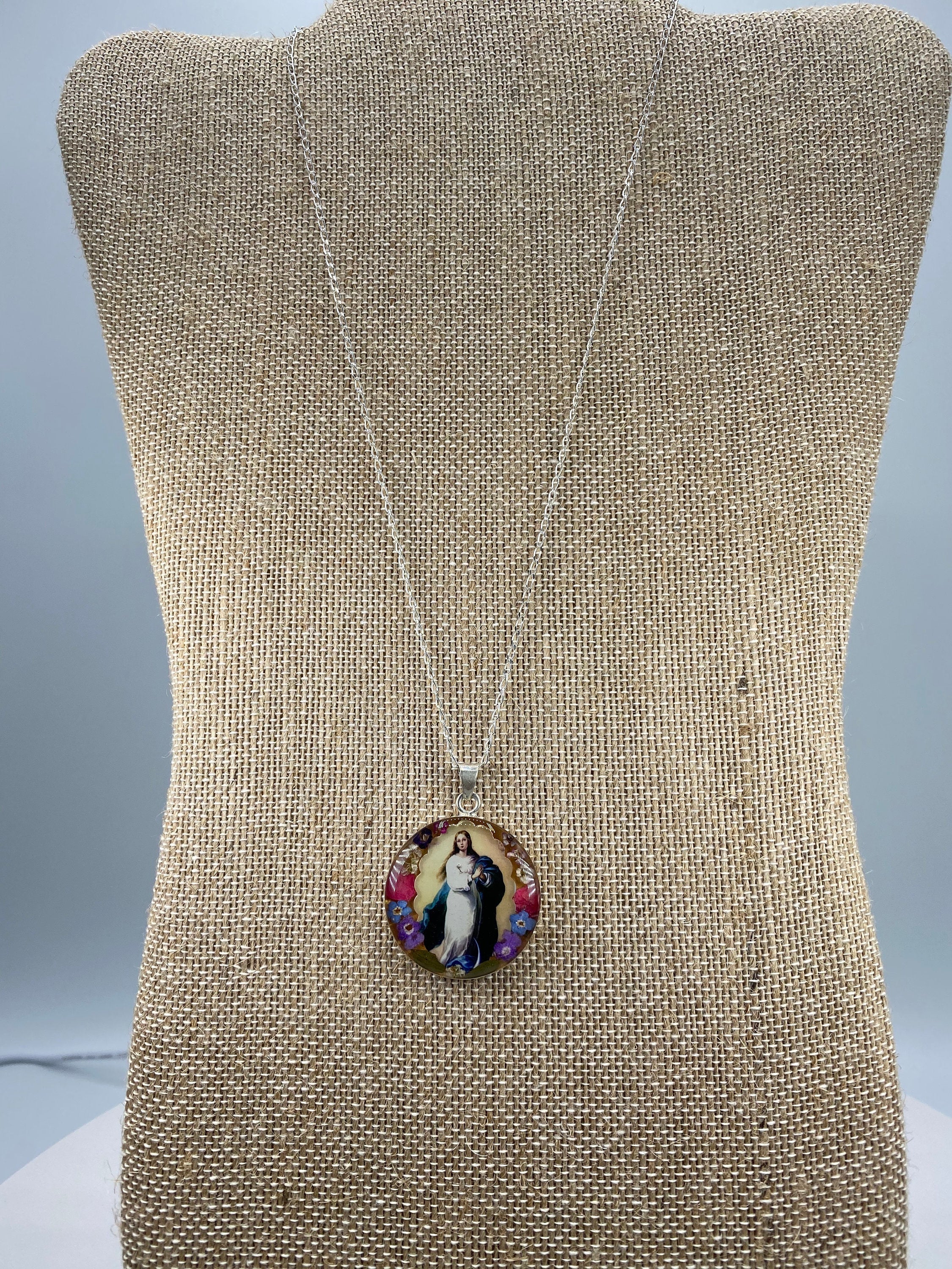 The Immaculate Conception  / La Inmaculada Concepcion   - Guadalupe Collection