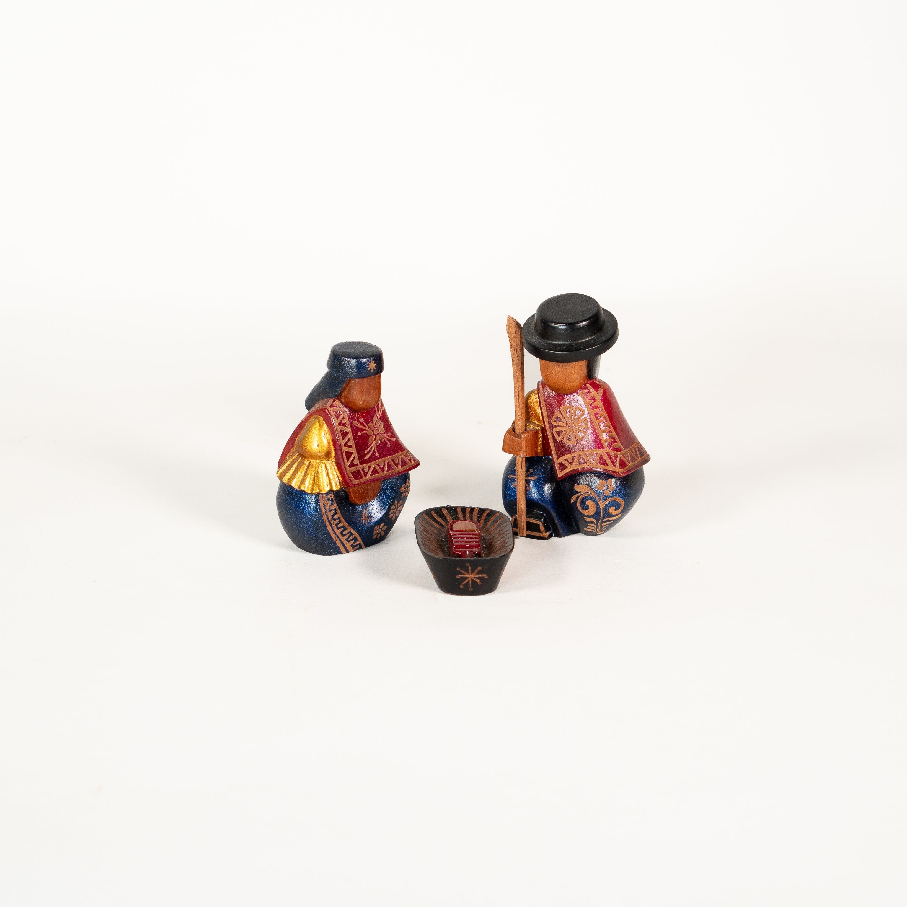 Wood  Holy Family - Nativity. Made in Colombia